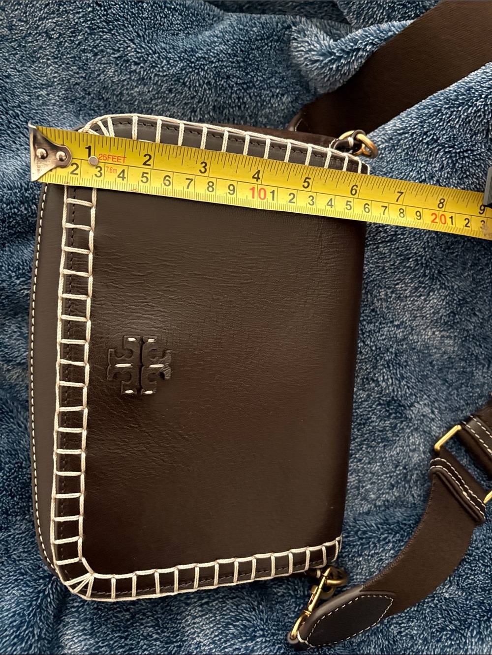 Tory Burch Dark Brown Leather Crossbody with Cream Whipstitch Trim - Picture 8 of 8